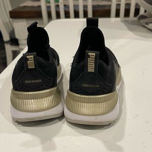 Women's Puma Soft Ride Sneakers